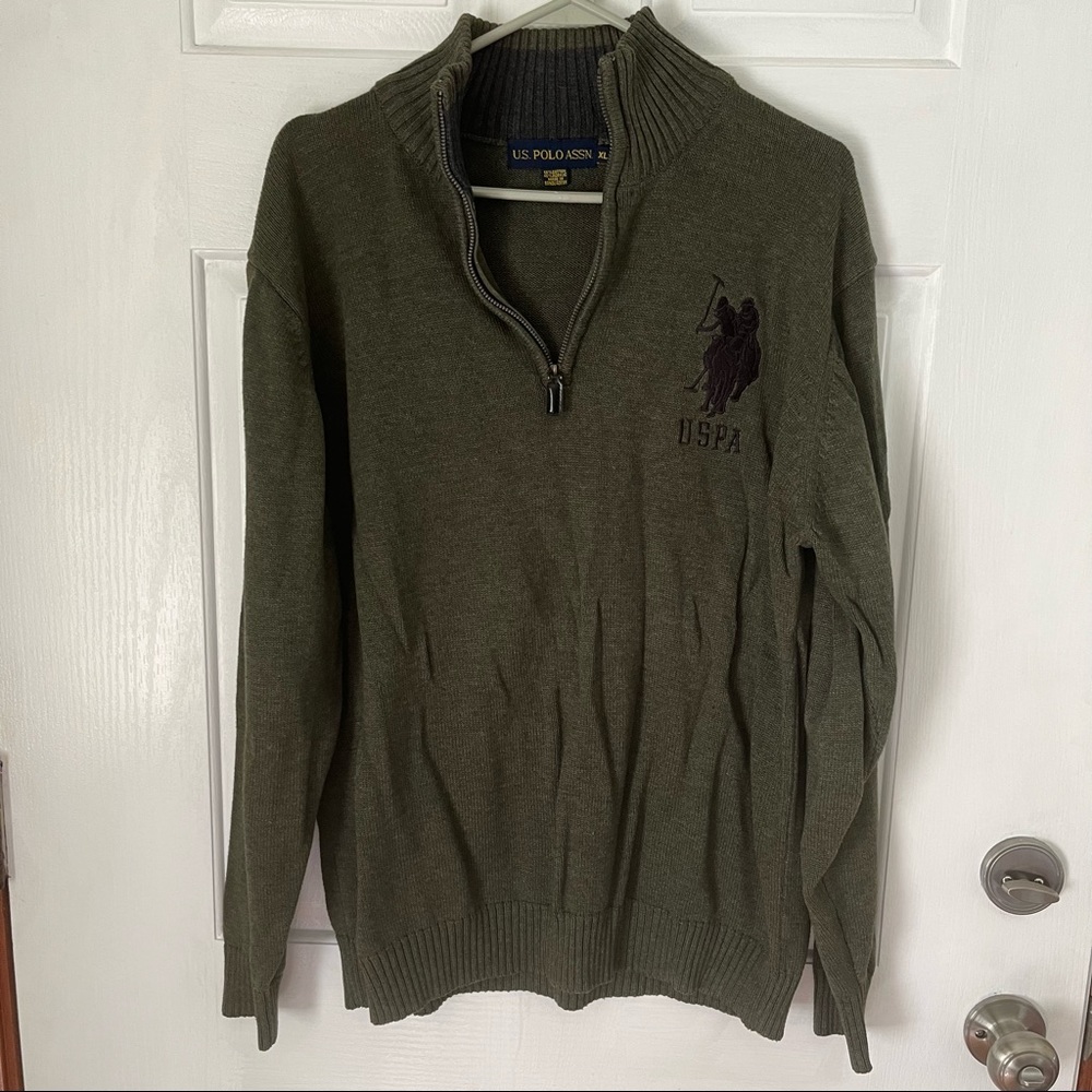 U.S. Polo Association embroidered large logo 1/4 zip sweater XL
